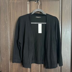 Black Open Front Cropped Cardigan Size 2x